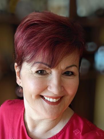 Ibolya, 67 éves soproni társkereső nő profil fotója