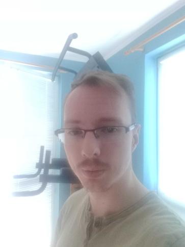 Roland, 27 éves szentendrei társkereső férfi profil fotója