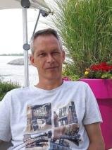 Sziasztok! László vagyok. Komoly Budapest XVII. kerületi párkereső nők jelentkezését várom.