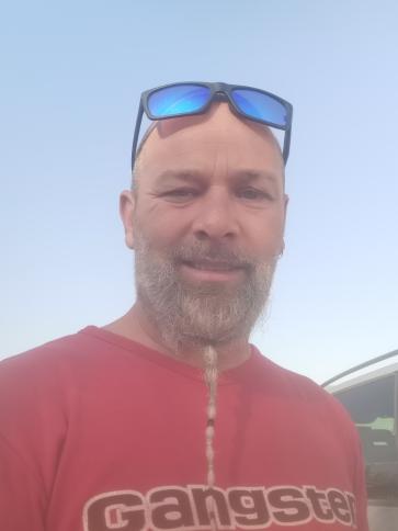 Tibor, 47 éves mosonmagyaróvári társkereső férfi profil fotója