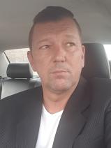 Sziasztok! András vagyok. Komoly kerepesi párkereső nők jelentkezését várom.