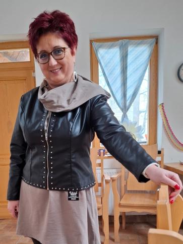 Éva, 57 éves csömöri társkereső nő profil fotója