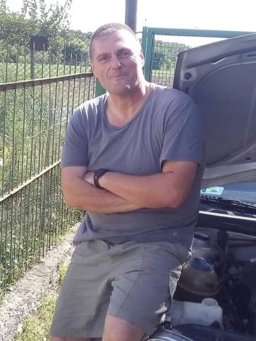 Miki, 54 éves Budapest XVI. kerületi társkereső férfi profil fotója