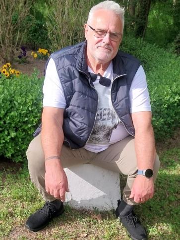 Gábor, 60 éves székesfehérvári társkereső férfi profil fotója