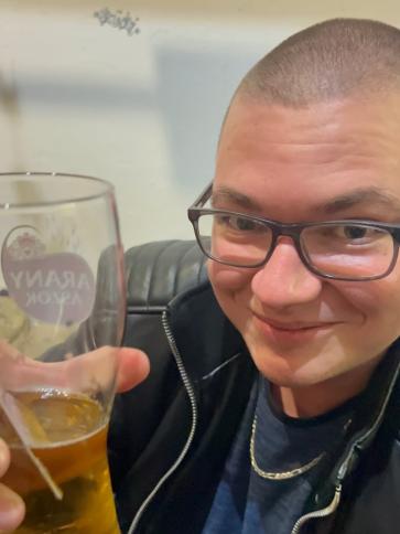 Máté, 19 éves debreceni társkereső férfi profil fotója