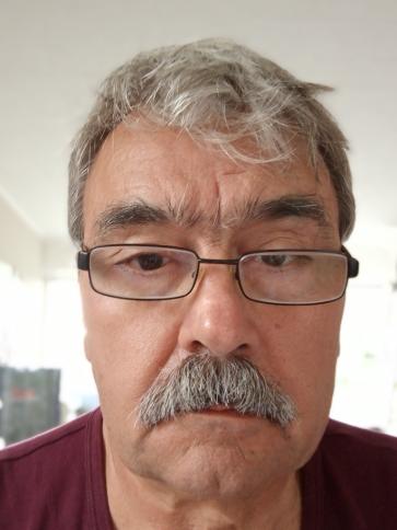 Joco, 70 éves miskolci társkereső férfi profil fotója