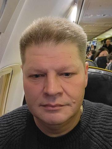 Zoltan, 49 éves írországi társkereső férfi profil fotója
