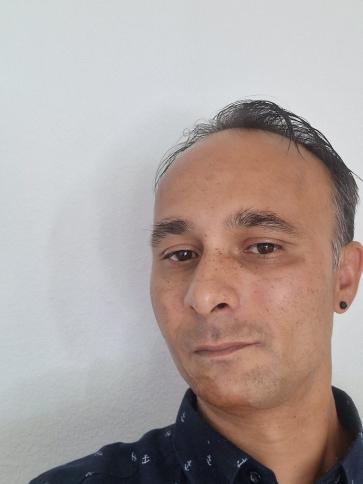 György