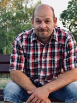 Sziasztok! István vagyok. Komoly kondorosi párkereső nők jelentkezését várom.