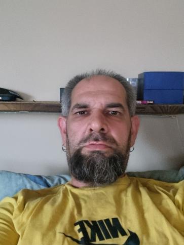 Péter, 46 éves gödöllői társkereső férfi profil fotója Péter, 46 éves gödöllői társkereső férfi profil fotója