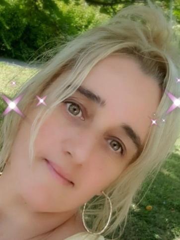 Mónika, 51 éves Budapest XIV. kerületi társkereső nő profil fotója Mónika, 51 éves Budapest XIV. kerületi társkereső nő profil fotója