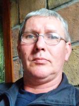 Sziasztok! Norbert vagyok. Komoly székesfehérvári párkereső nők jelentkezését várom.