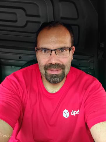Robi, 37 éves miskolci társkereső férfi profil fotója