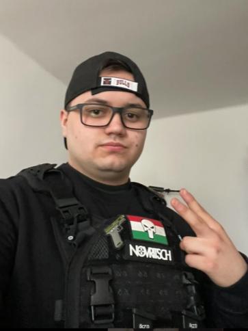 Dániel, 22 éves Budapest XVIII. kerületi társkereső férfi profil fotója