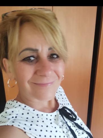 Éva, 50 éves dunaújvárosi társkereső nő profil fotója
