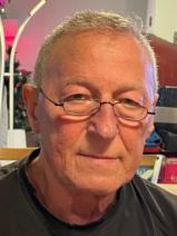 Sziasztok! Sándor vagyok. Komoly Budapest XVIII. kerületi párkereső nők jelentkezését várom.