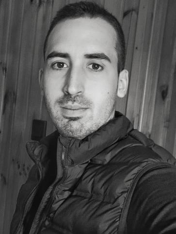 Szilveszter, 25 éves nyírábrányi társkereső férfi profil fotója