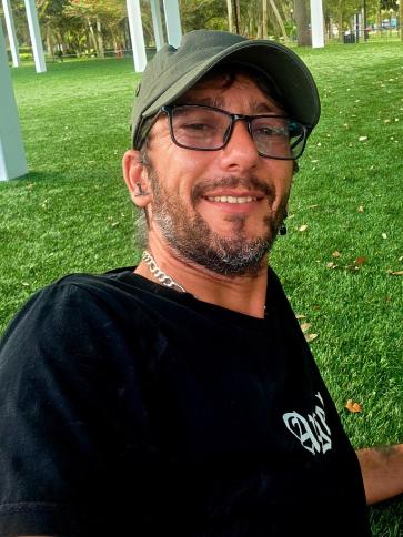 Csaba, 38 éves Amerikai Egyesült Államok kerületi társkereső férfi profil fotója