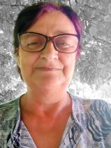 Sziasztok! Ilona vagyok. Komoly Tolna megyei társkereső férfiak jelentkezését várom.