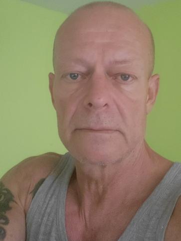 István, 53 éves pécsi társkereső férfi profil fotója