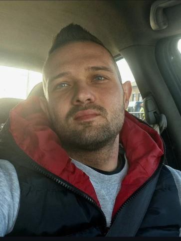 Ádám