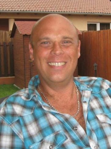 Gábor, 50 éves szigethalmi társkereső férfi profil fotója Gábor, 50 éves szigethalmi társkereső férfi profil fotója