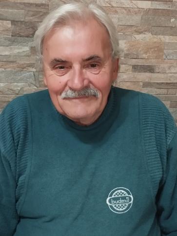 Ferenc, 72 éves rákóczifalvai társkereső férfi profil fotója Ferenc, 72 éves rákóczifalvai társkereső férfi profil fotója