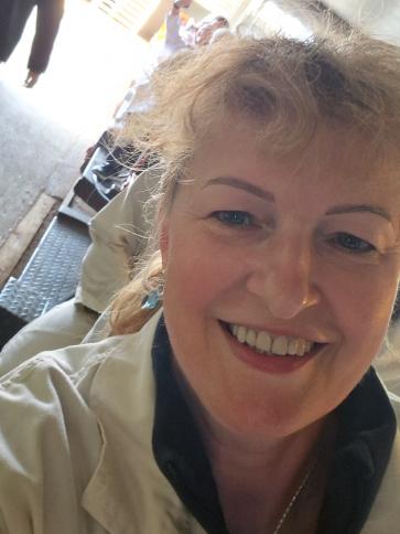 Katalin, 58 éves Budapest VII. kerületi társkereső nő profil fotója Katalin, 58 éves Budapest VII. kerületi társkereső nő profil fotója