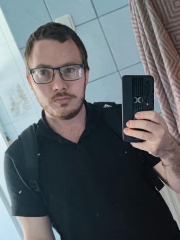 György, 30 éves szekszárdi társkereső férfi profil fotója