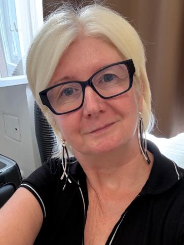 Tímea, 55 éves váci társkereső nő profil fotója