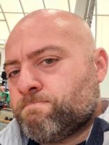 Sziasztok! Balázs vagyok. Online budapesti randizni vágyó nők kattinsatok a kedvenc gombra.