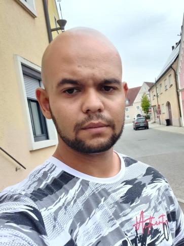 Patrik, 24 éves pécsi társkereső férfi profil fotója