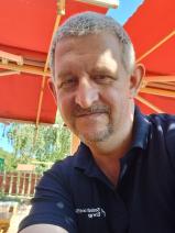 Sziasztok! Ferenc vagyok. Komoly budapesti párkereső nők jelentkezését várom.