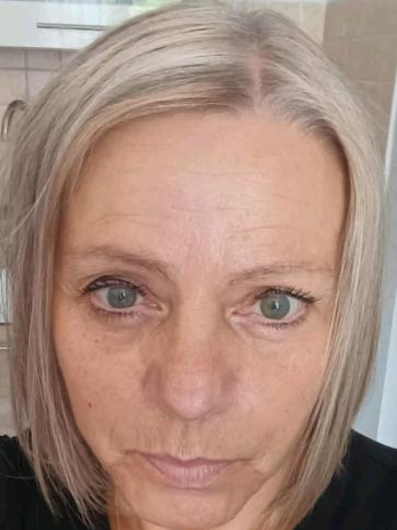 Krisztina, 57 éves Budapest III. kerületi társkereső nő profil fotója