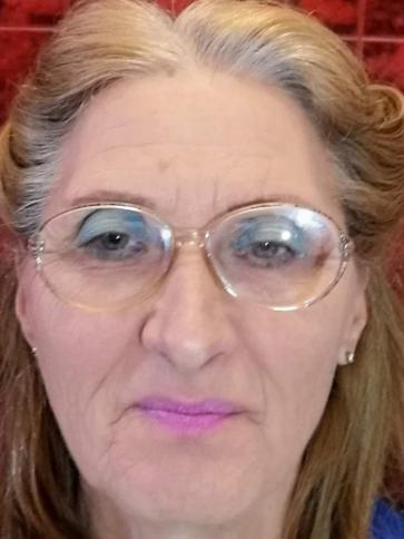 Éva, 69 éves Budapest XVI. kerületi társkereső nő profil fotója