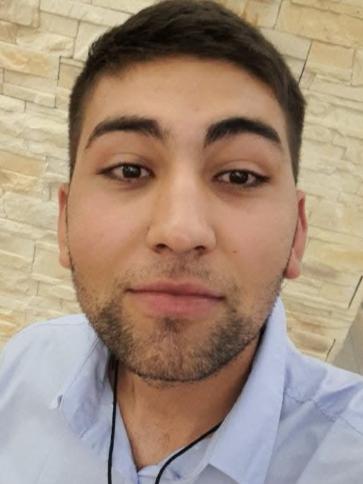 Ati, 23 éves nyékládházai társkereső férfi profil fotója