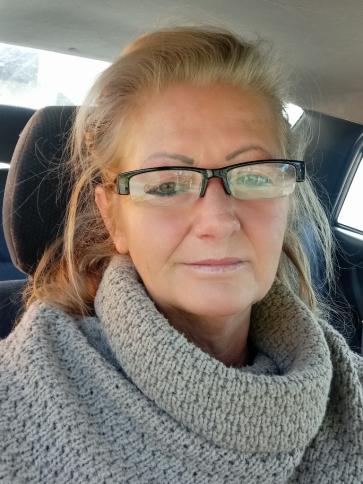 Kata, 55 éves hévízi társkereső nő profil fotója