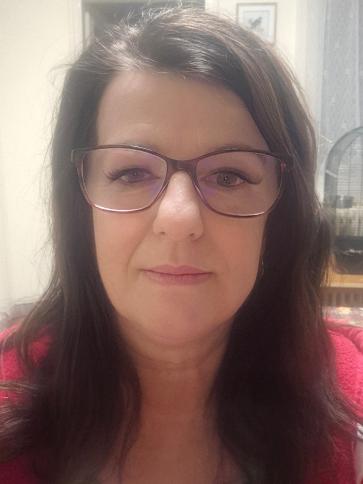 Ilona, 55 éves bajai társkereső nő profil fotója