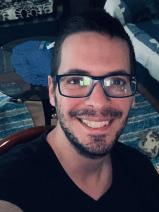 Sziasztok! Ádám vagyok. Komoly szentendrei párkereső nők jelentkezését várom.