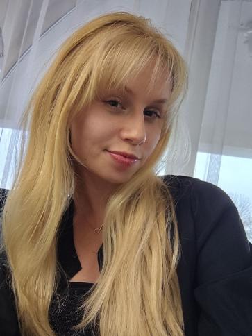 Eszti, 20 éves nyíregyházi társkereső nő profil fotója