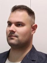 Sziasztok! Balázs vagyok. Komoly dabasi párkereső nők jelentkezését várom.