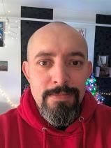 Sziasztok! Sándor vagyok. Komoly tatabányai párkereső nők jelentkezését várom.