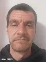 Sziasztok! Attila vagyok. Komoly apostagi párkereső nők jelentkezését várom.