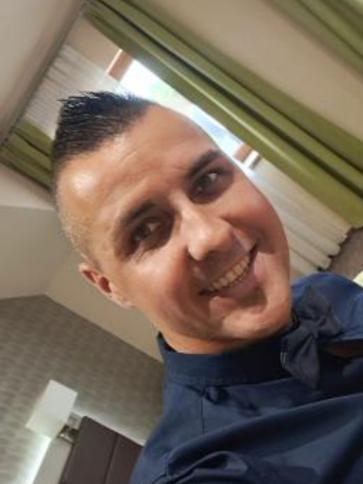 Csaba, 39 éves zsámbéki társkereső férfi profil fotója