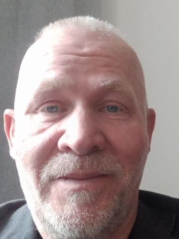 Zsolt, 58 éves únyi társkereső férfi profil fotója