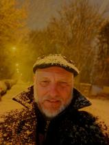 Sziasztok! Gabesz vagyok. Ingyenesen megismerhető budapesti nőkkel randiznék.