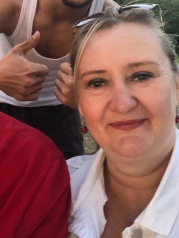 Tünde, 49 éves németországi társkereső nő profil fotója