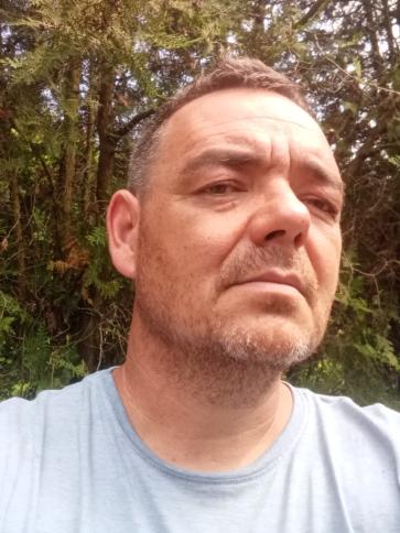 István, 49 éves esztergomi társkereső férfi profil fotója