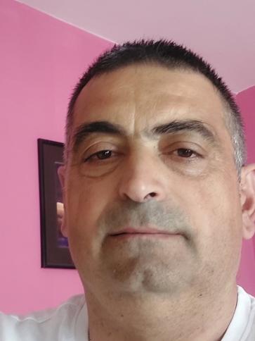 Imre, 45 éves esztergomi társkereső férfi profil fotója