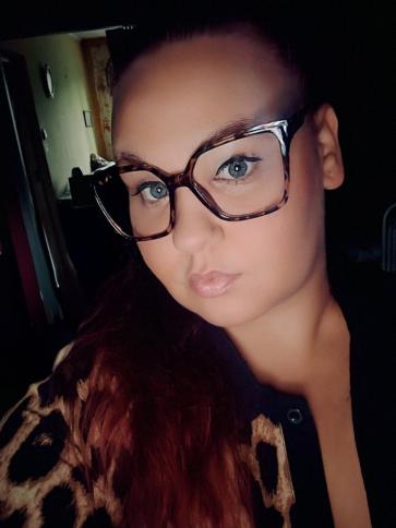 Henriett, 33 éves szegedi társkereső nő profil fotója